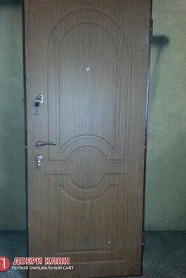 Дверь в квартиру с фрезеровкой МДФ