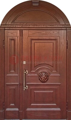 Коричневая арочная железная дверь с виноритом ДА-40 