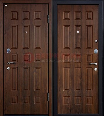 Коричневая металлическая дверь с МДФ ДМ-156 для квартиры в Гатчине