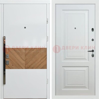 Белая железная дверь с МДФ в квартиру ДМ-476 в Гатчине