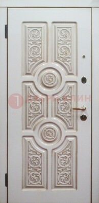 Уличная белая дверь для загородного дома с МДФ ДМ-529 в Гатчине