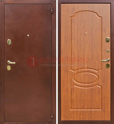 Коричневая стальная дверь с порошковым напылением ДП-137 в Куровском