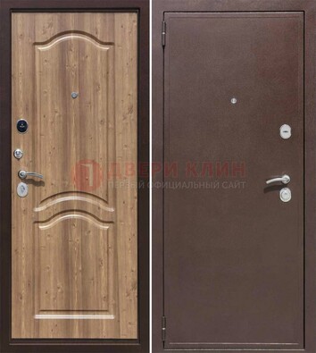 Коричневая железная дверь с порошковым окрасом ДП-191 в Мурино