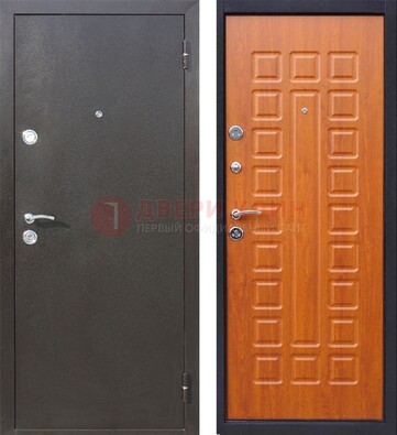 Коричневая стальная дверь с порошковым напылением ДП-202 в Брянске