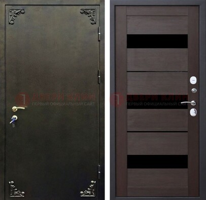 Темная входная дверь с порошковым покрытием и МДФ со стеклом ДП-236 в Санкт-Петербурге