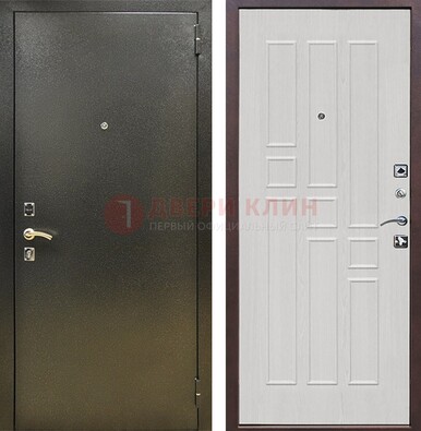 Входная дверь Темное серебро с порошковой отделкой и терморазрывом МДФ ДП-282 в Гатчине