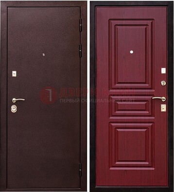 Бордовая входная дверь с порошковым окрасом ДП-36 в Гатчине