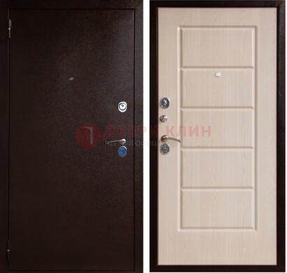 Коричневая металлическая дверь с порошковым окрасом ДП-92 в Калуге