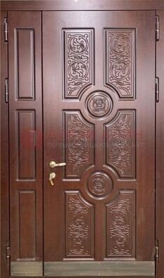 Парадная металлическая дверь с узором ДПР-74 в Гатчине
