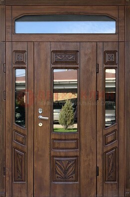 Парадная стальная дверь Винорит со стеклом и резьбой ДПР-97 в Гатчине