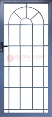 Синяя металлическая решетчатая дверь ДР-28 в Гатчине