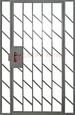Металлическая решетчатая дверь с фрамугами ДР-48 в Гатчине