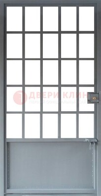 Металлическая решетчатая дверь в сером цвете ДР-7 в Гатчине