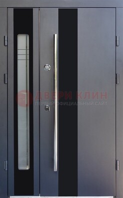Серая стальная дверь со стеклом ДС-11 в Гатчине