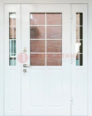 Белая стальная дверь со стеклом и фрамугами ДС-27 в Гатчине