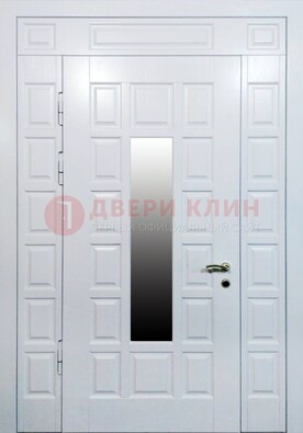 Белая входная дверь с МДФ панелью и стеклом ДС-56 в Гатчине
