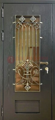 Одностворчатая железная дверь со стеклом и ковкой для дома ДСК-101 в Нижнем Новгороде