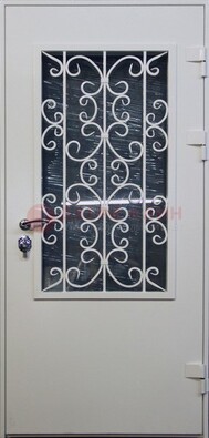 Простая железная дверь со стеклом и ковкой ДСК-11 в Гатчине