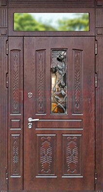 Коричневая железная дверь со стеклом и ковкой на улицу ДСК-127 в Омске