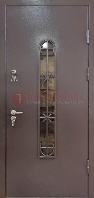 Металлическая дверь Порошок с небольшим стеклом и ковкой ДСК-282 в Гатчине