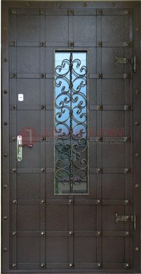 Стальная дверь со стеклом и ковкой ДСК-84 с утеплением в Гатчине