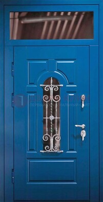 Синяя железная филенчатая дверь со стеклом и ковкой ДСК-97 в Гатчине