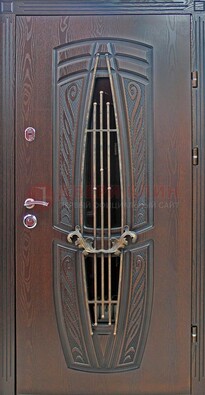 Стальная коричневая дверь с виноритом и МДФ ДВТ-83 в Гатчине