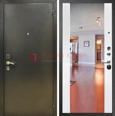 Входная темно-серая дверь c порошковым покрытием и Белой МДФ с зеркалом ДЗ-115 в Гатчине