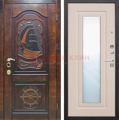 Темная уличная дверь с резьбой и зеркалом внутри ДЗ-49 в Гатчине