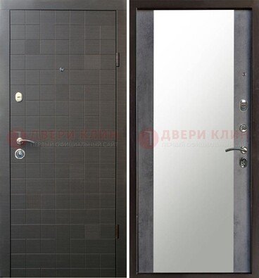 Темная железная филенчатая дверь с зеркалом ДЗ-53 в Гатчине